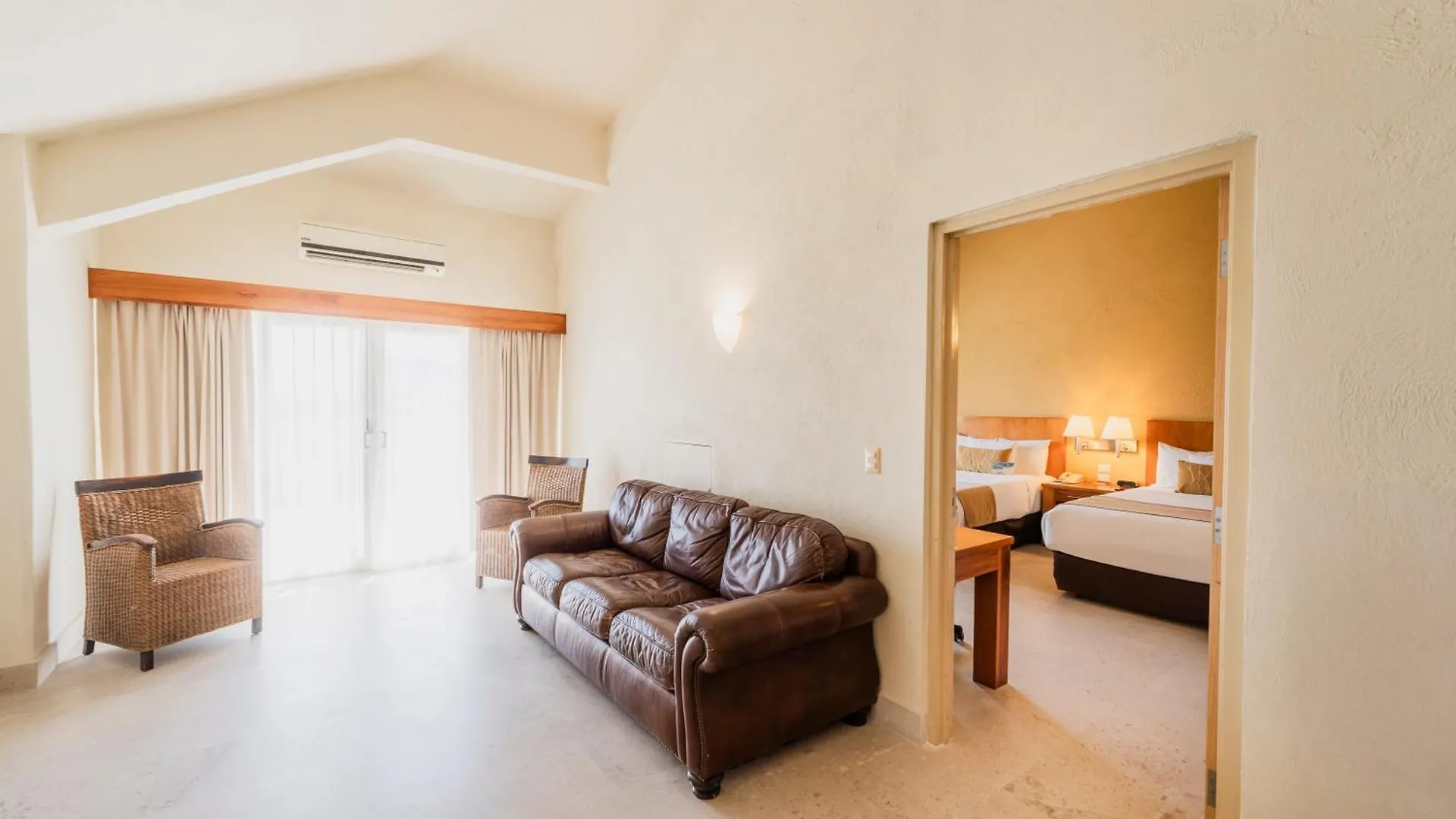****  Comfort Inn Puerto Vallarta México