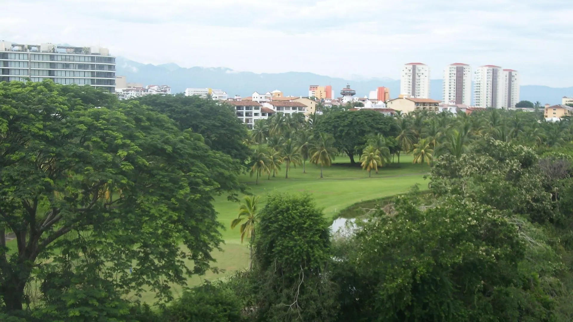 Comfort Inn Puerto Vallarta Golfside & Marina