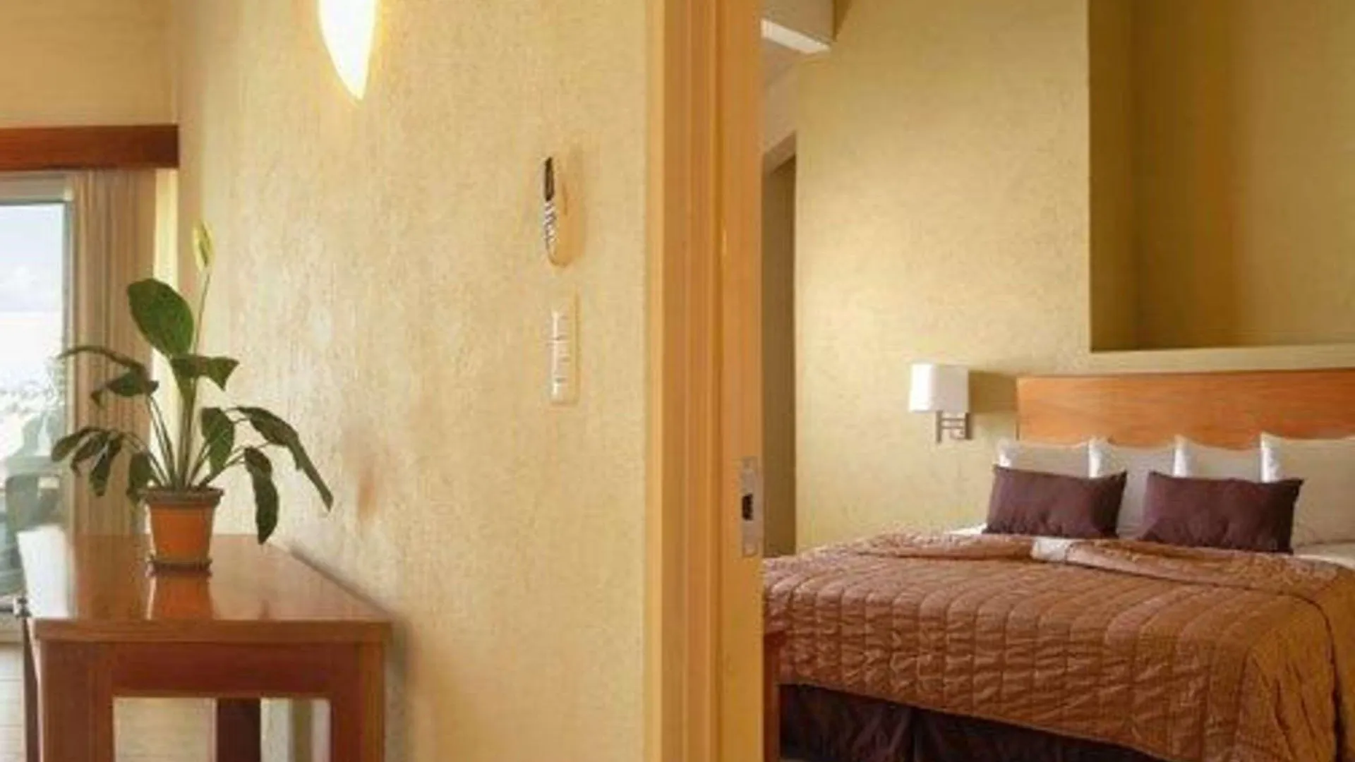 ****  Comfort Inn Puerto Vallarta Golfside & Marina Mexico