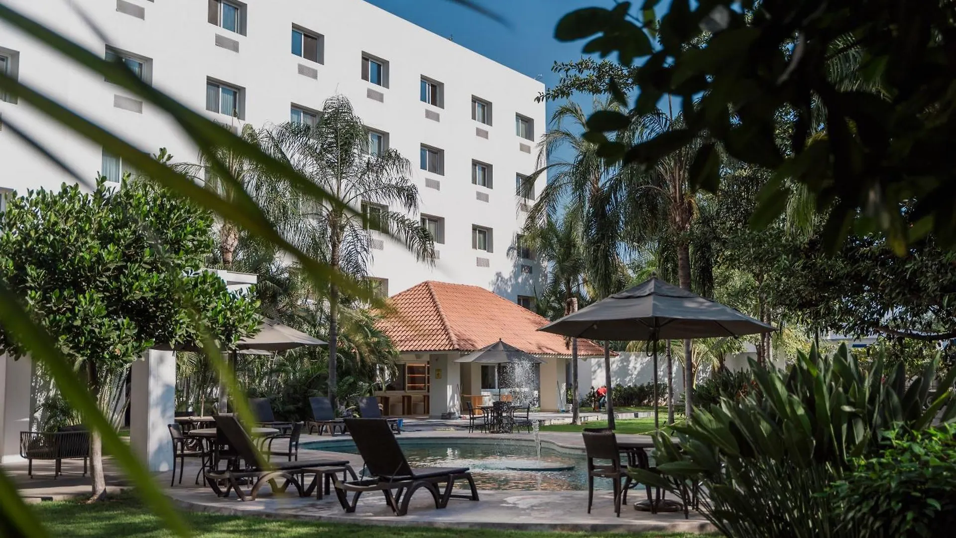 Comfort Inn Puerto Vallarta Golfside & Marina