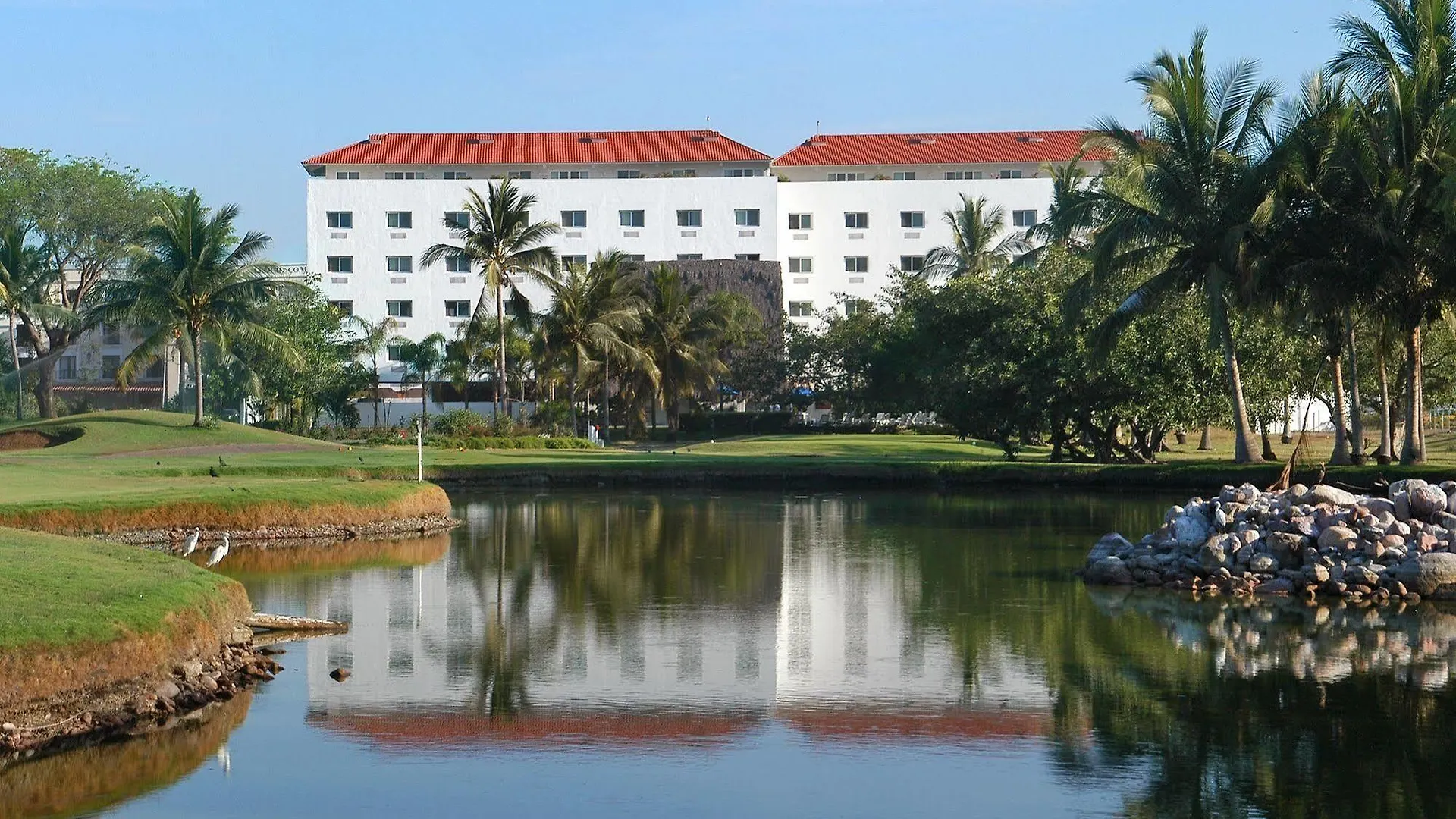Comfort Inn Puerto Vallarta Golfside & Marina 4*,